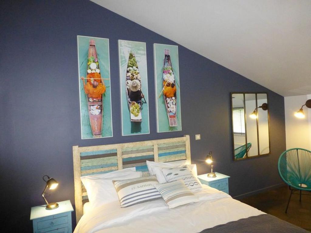 Le Clos Du Miroir Courset Bilik gambar